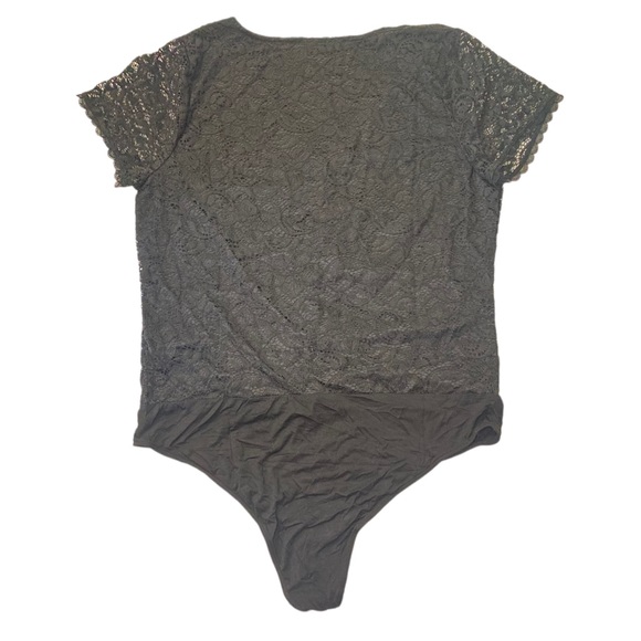 Torrid Cinched Bodysuit Size 2 NWT - Picture 6 of 8